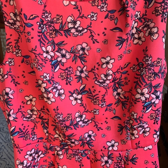 Copper key floral dress. Pre owned. - Picture 2 of 6